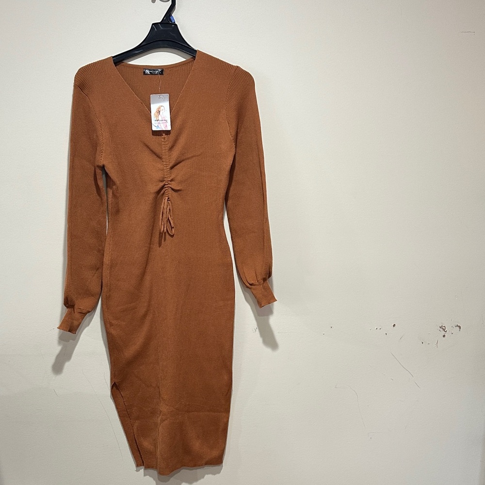 Elegant Long Sleeve Knit Dress in Rich Brown